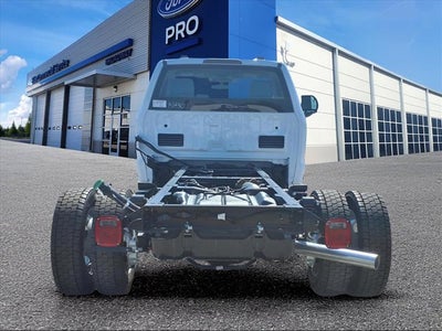 2025 Ford Super Duty F-550 DRW XL