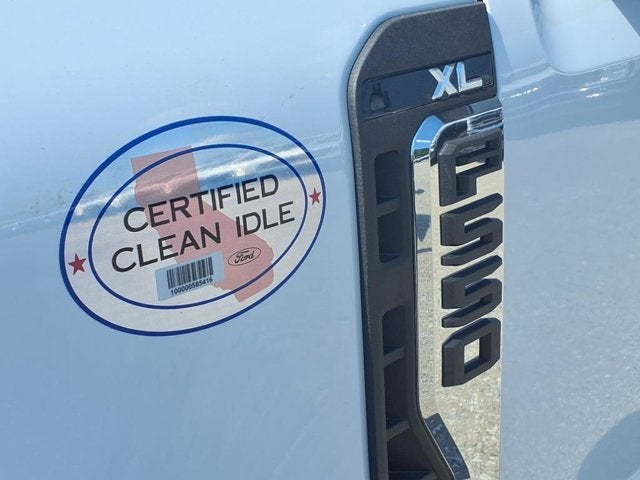 2025 Ford Super Duty F-550 DRW XL