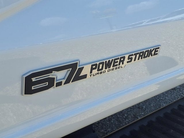 2025 Ford Super Duty F-550 DRW XL