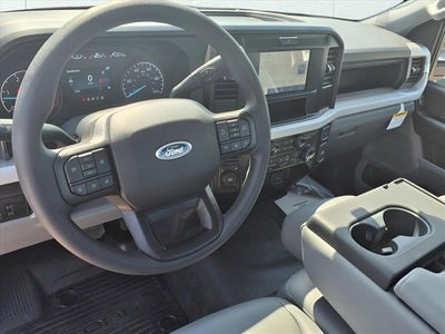 2025 Ford Super Duty F-550 DRW XL