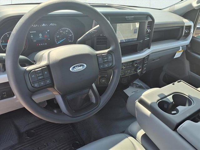 2025 Ford Super Duty F-550 DRW XL