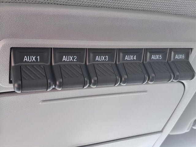 2025 Ford Super Duty F-550 DRW XL