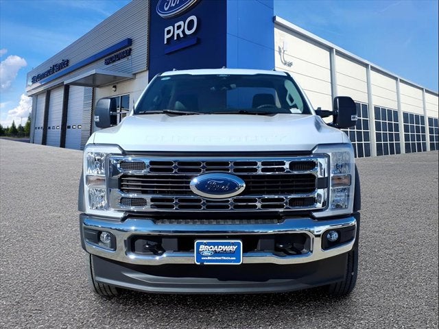 2026 Ford Super Duty F-550 DRW XL