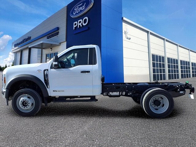 2026 Ford Super Duty F-550 DRW XL