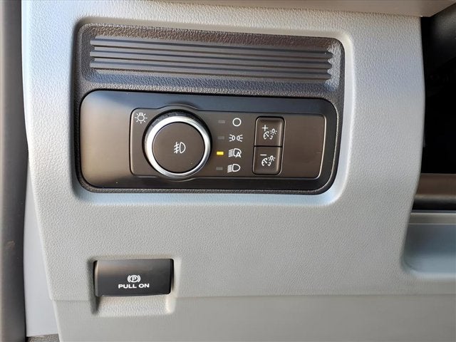 2026 Ford Super Duty F-550 DRW XL