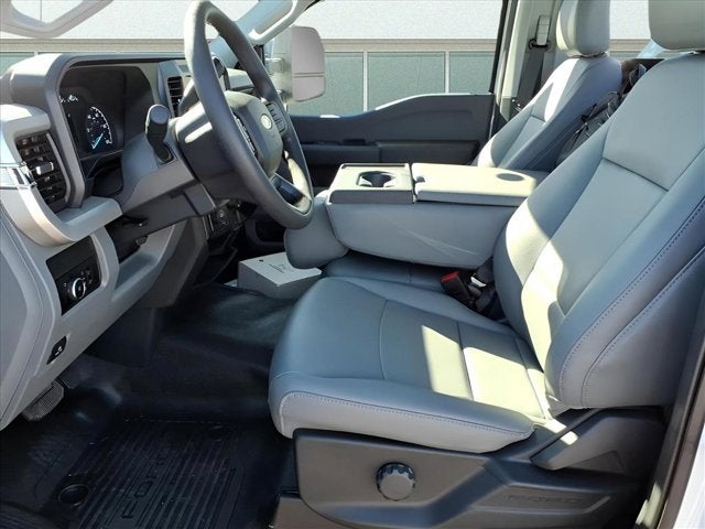 2026 Ford Super Duty F-550 DRW XL