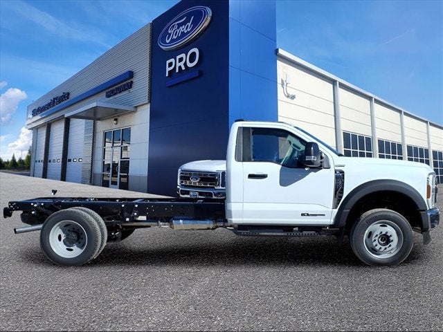 2026 Ford Super Duty F-550 DRW XL