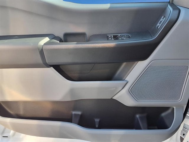 2025 Ford Super Duty F-550 DRW F-550® XL