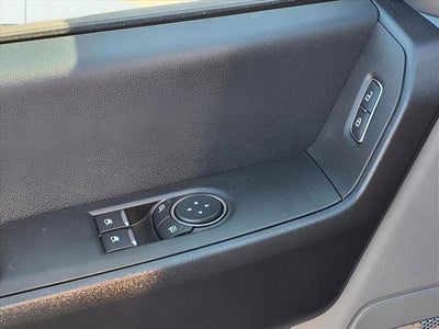 2025 Ford Super Duty F-550 DRW F-550® XL