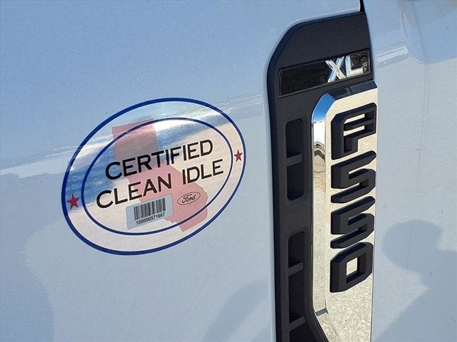 2025 Ford Super Duty F-550 DRW F-550® XL