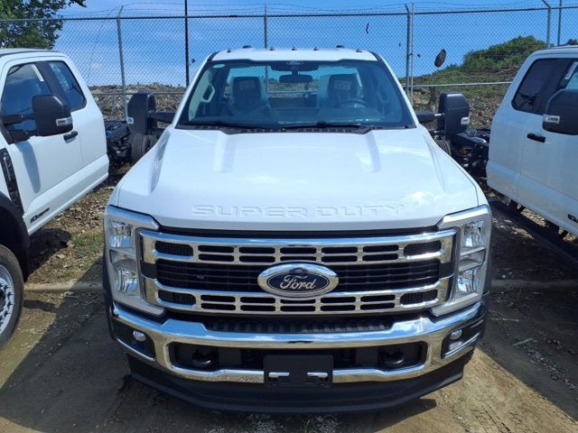 2025 Ford Super Duty F-550 DRW XL