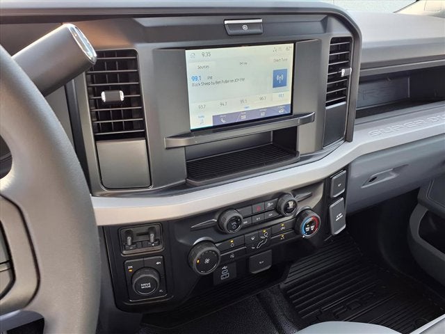 2026 Ford Super Duty F-600 DRW F-600® XL