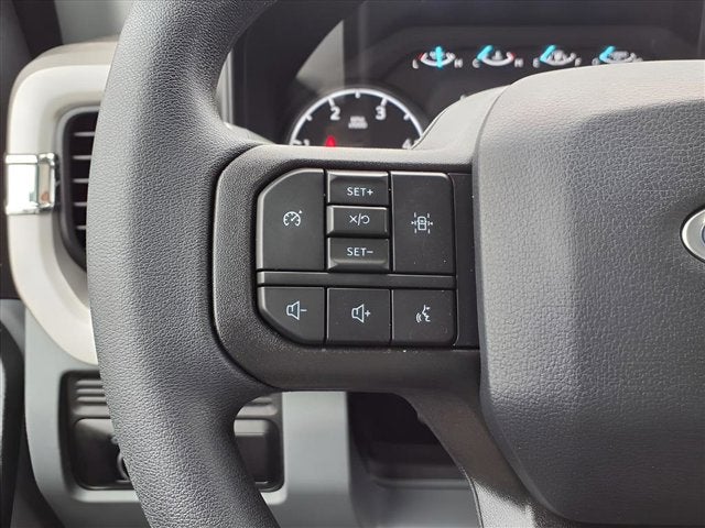 2025 Ford Super Duty F-600 DRW F-600® XL