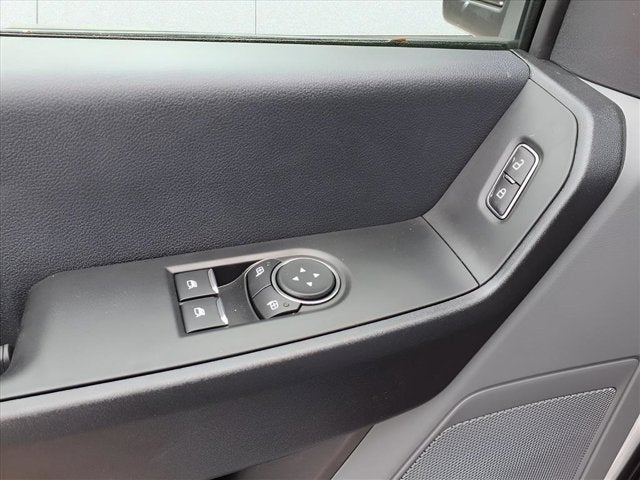 2025 Ford Super Duty F-600 DRW F-600® XL