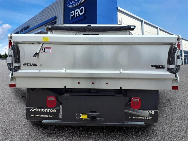 2025 Ford Super Duty F-600 DRW F-600® XL