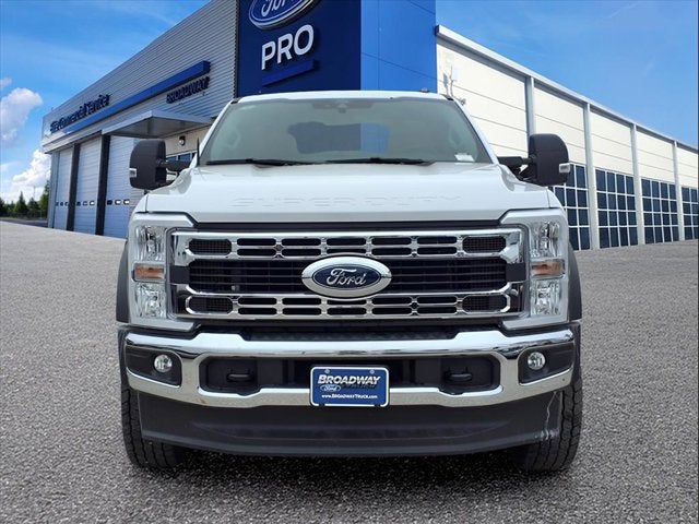 2025 Ford Super Duty F-600 DRW F-600® XL