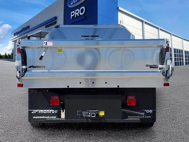 2025 Ford Super Duty F-600 DRW F-600® XL