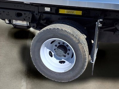 2025 Ford Super Duty F-600 DRW F-600® XL