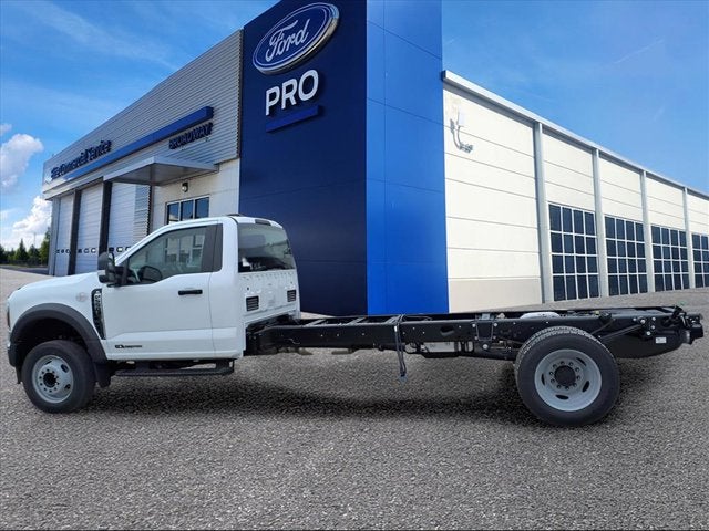 2026 Ford Super Duty F-600 DRW F-600® XL