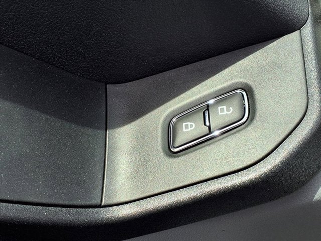 2026 Ford Super Duty F-600 DRW F-600® XL