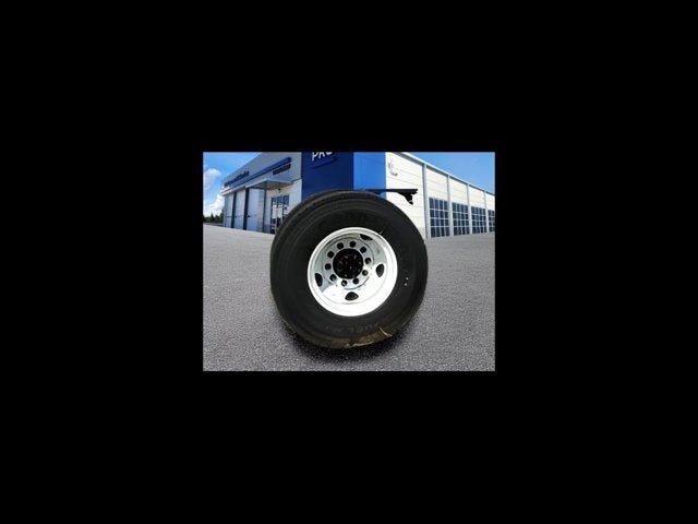 2025 Ford F650 26FT BOX