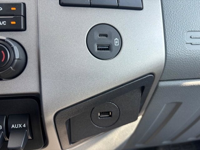 2025 Ford F650 26FT BOX