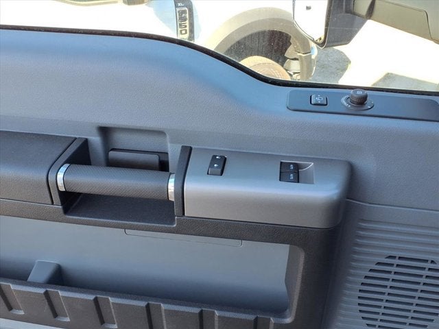 2025 Ford F750 Regular Cab 281WB 207CA