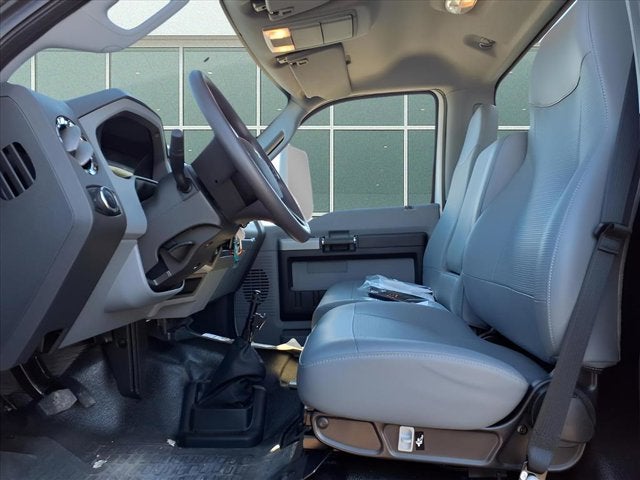 2025 Ford F750 Regular Cab 281WB 207CA