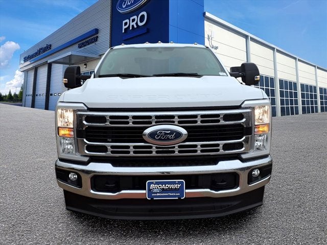 2023 Ford Super Duty F-350 SRW Flatbed