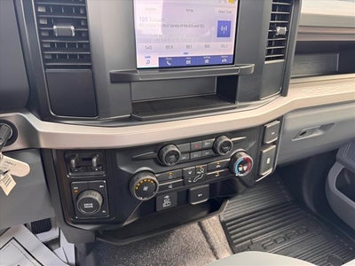 2025 Ford Super Duty F-350 DRW Service Body