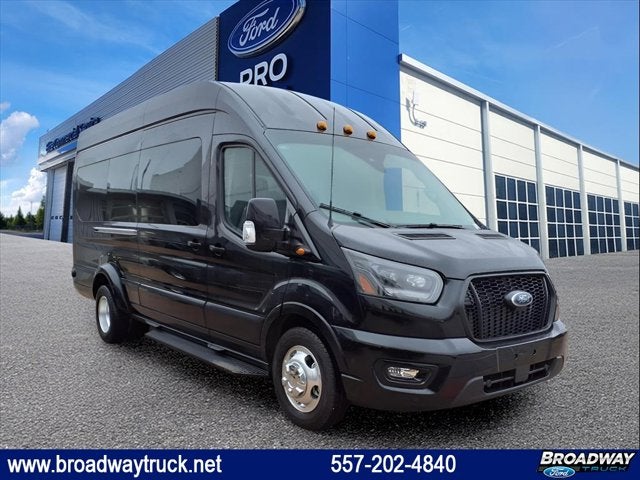 2024 Ford Transit Passenger Wagon Jetstream