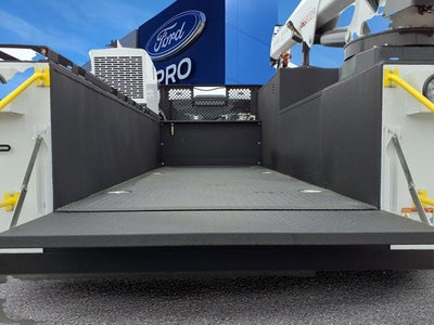 2026 Ford Super Duty F-550 DRW F-550® XL