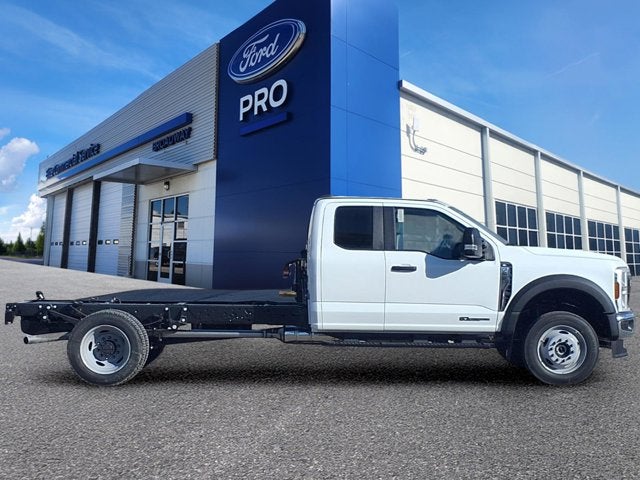 2026 Ford Super Duty F-550 DRW F-550® XL