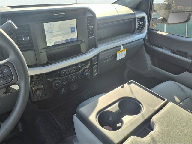 2026 Ford Super Duty F-550 DRW F-550® XL