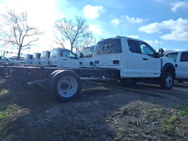 2026 Ford Super Duty F-550 DRW XL