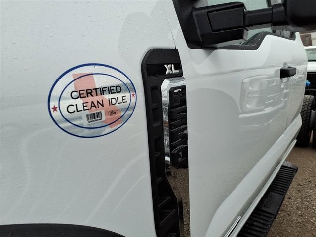 2026 Ford Super Duty F-550 DRW F-550® XL