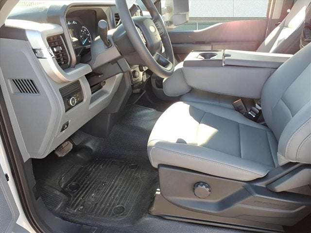 2026 Ford Super Duty F-450 DRW F-450® XL