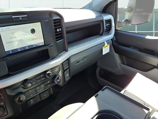 2026 Ford Super Duty F-450 DRW F-450® XL