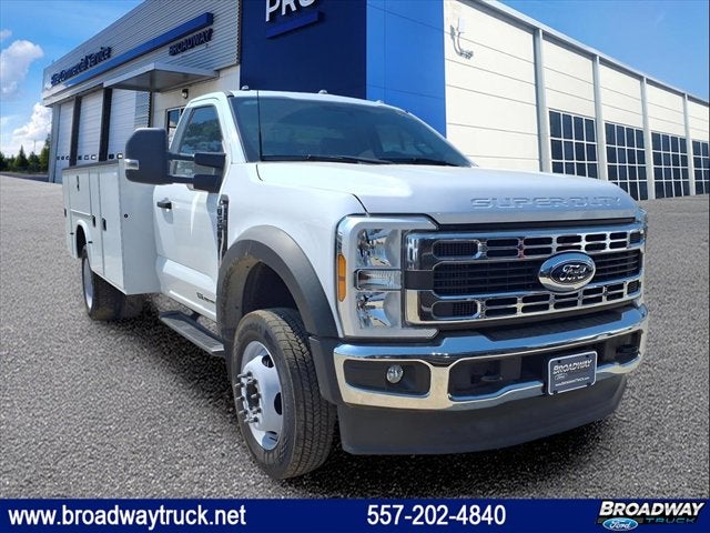 2024 Ford Super Duty F-550 DRW Service Body