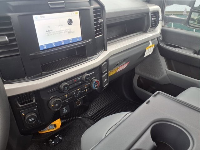2025 Ford Super Duty F-550 DRW F-550® XL