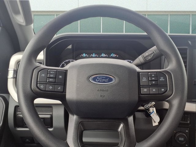 2025 Ford Super Duty F-550 DRW F-550® XL