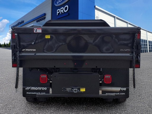 2025 Ford Super Duty F-550 DRW F-550® XL