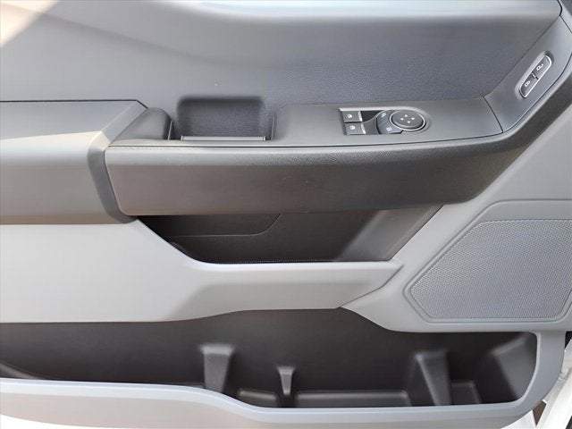 2025 Ford Super Duty F-550 DRW Service Body