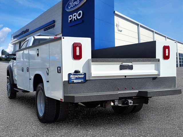 2025 Ford Super Duty F-550 DRW Service Body