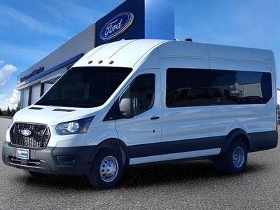 2026 Ford Transit Passenger Wagon XL