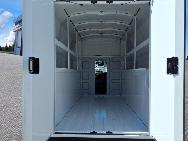 2026 Ford E-Series Cutaway BASE