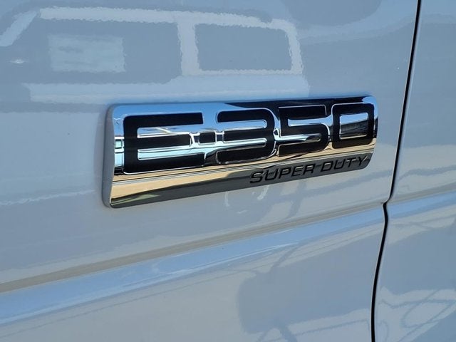 2025 Ford E-350 KUV