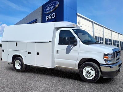 2025 Ford E-350 KUV