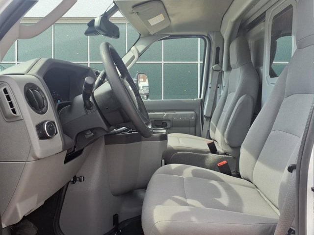 2026 Ford E-Series Cutaway BASE