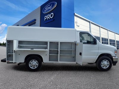 2026 Ford E-Series Cutaway BASE